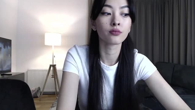 Gallery image thumbnail from Vikki's myfreecams stream on, 03/13/2024, 22:31 image 10 of 20