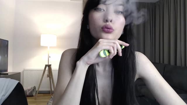 Gallery image thumbnail from Vikki's myfreecams stream on, 03/13/2024, 23:42 image 3 of 20