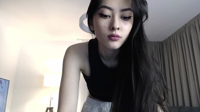 Gallery image thumbnail from Vikki's myfreecams stream on, 03/15/2024, 24:02 image 17 of 20