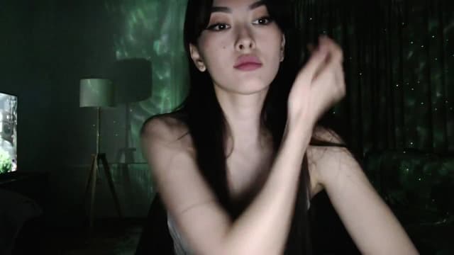 Gallery image thumbnail from Vikki's myfreecams stream on, 03/29/2024, 24:01 image 6 of 20