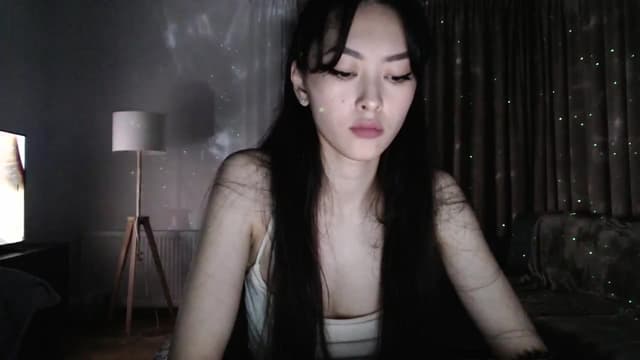 Gallery image thumbnail from Vikki's myfreecams stream on, 03/29/2024, 24:01 image 11 of 20