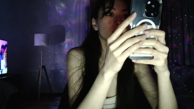 Gallery image thumbnail from Vikki's myfreecams stream on, 03/29/2024, 24:01 image 10 of 20