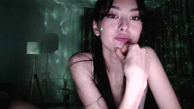Gallery image thumbnail from Vikki's myfreecams stream on, 03/29/2024, 24:46 image 6 of 20