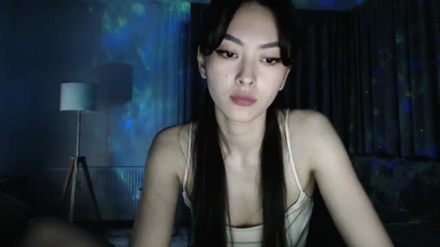 Gallery image thumbnail from Vikki's myfreecams stream on, 03/29/2024, 24:46 image 14 of 20