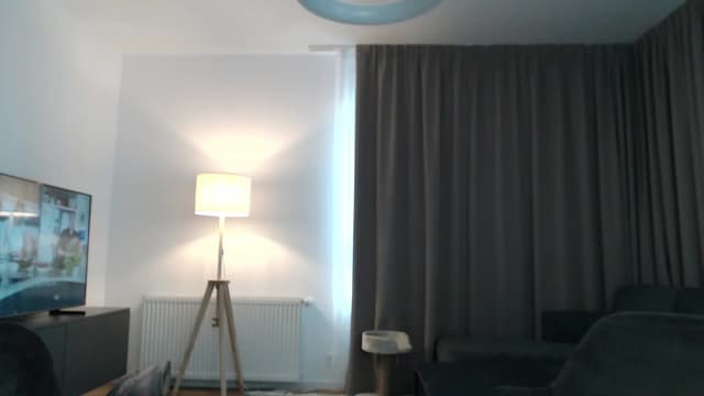 Gallery image thumbnail from Vikki's myfreecams stream on, 04/07/2024, 07:51 image 15 of 20