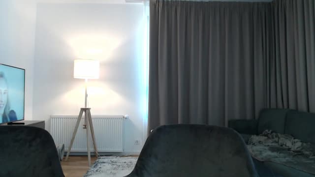 Gallery image thumbnail from Vikki's myfreecams stream on, 04/07/2024, 11:10 image 9 of 20