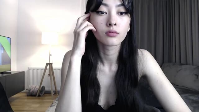 Gallery image thumbnail from Vikki's myfreecams stream on, 04/12/2024, 23:33 image 10 of 20