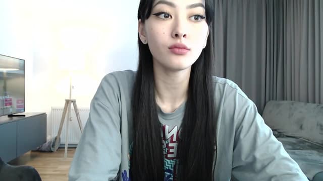Gallery image thumbnail from Vikki's myfreecams stream on, 04/14/2024, 14:30 image 2 of 20