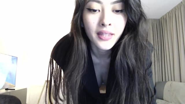 Gallery image thumbnail from Vikki's myfreecams stream on, 04/20/2024, 23:14 image 13 of 20