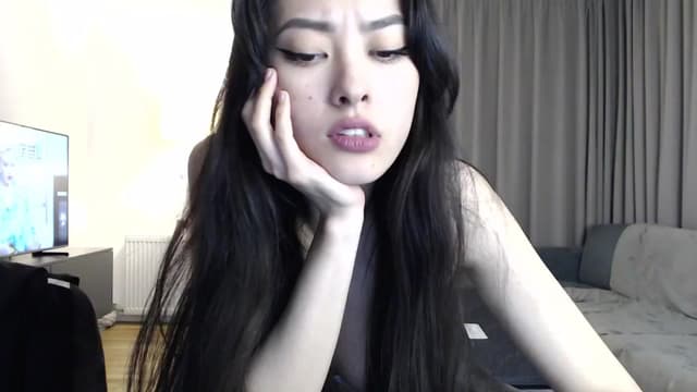 Gallery image thumbnail from Vikki's myfreecams stream on, 04/20/2024, 23:45 image 14 of 20