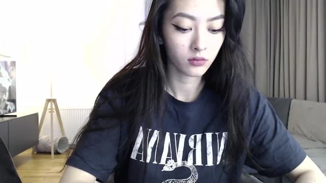 Gallery image thumbnail from Vikki's myfreecams stream on, 04/24/2024, 18:53 image 4 of 20