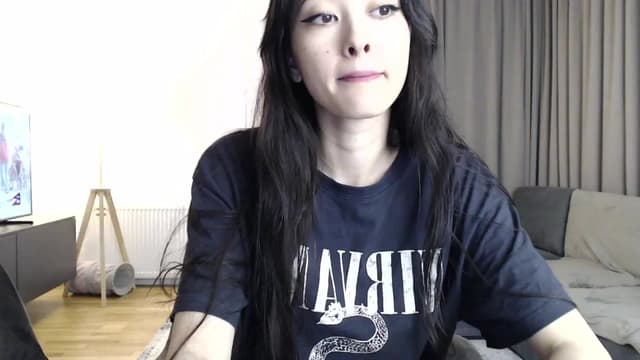 Gallery image thumbnail from Vikki's myfreecams stream on, 04/24/2024, 18:53 image 9 of 20