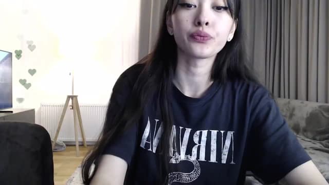Gallery image thumbnail from Vikki's myfreecams stream on, 04/29/2024, 21:25 image 15 of 20