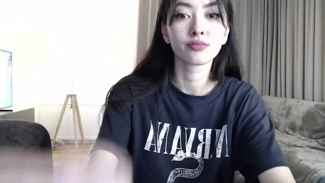 Gallery image thumbnail from Vikki's myfreecams stream on, 04/29/2024, 21:25 image 7 of 20