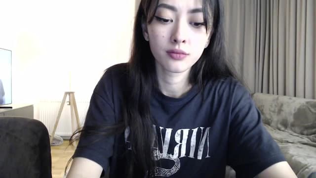 Gallery image thumbnail from Vikki's myfreecams stream on, 04/29/2024, 21:25 image 19 of 20