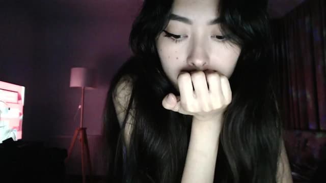 Gallery image thumbnail from Vikki's myfreecams stream on, 04/29/2024, 23:20 image 14 of 20