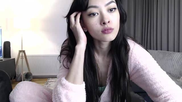 Gallery image thumbnail from Vikki's myfreecams stream on, 05/13/2024, 24:09 image 6 of 20