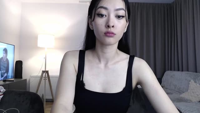 Gallery image thumbnail from Vikki's myfreecams stream on, 05/19/2024, 23:17 image 6 of 20