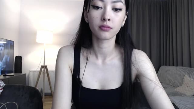 Gallery image thumbnail from Vikki's myfreecams stream on, 05/19/2024, 23:17 image 3 of 20
