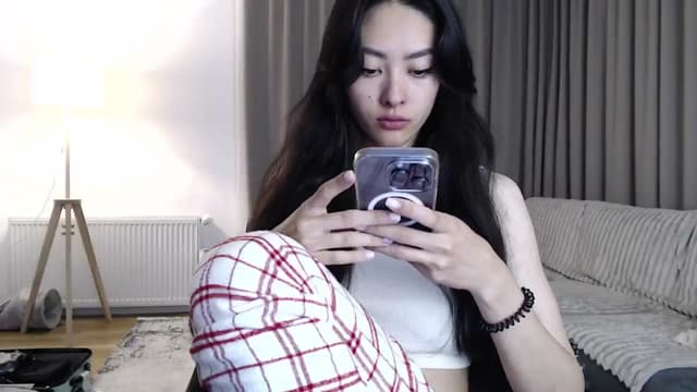 Gallery image thumbnail from Vikki's myfreecams stream on, 05/30/2024, 23:01 image 6 of 20