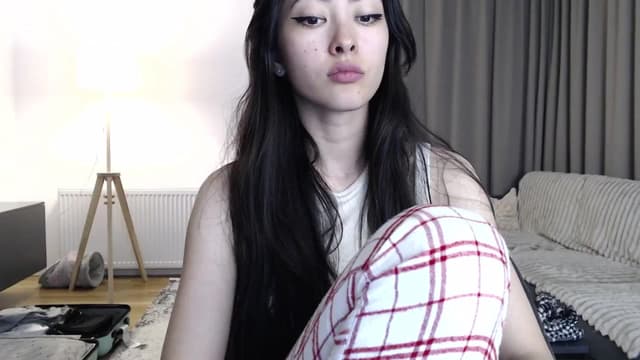 Gallery image thumbnail from Vikki's myfreecams stream on, 05/30/2024, 23:01 image 3 of 20