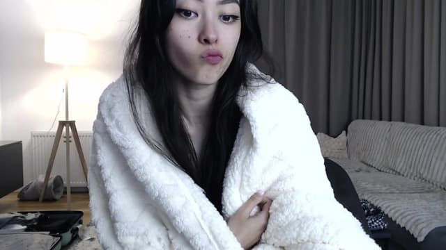 Gallery image thumbnail from Vikki's myfreecams stream on, 05/30/2024, 23:01 image 14 of 20