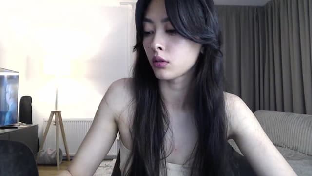 Gallery image thumbnail from Vikki's myfreecams stream on, 06/15/2024, 23:30 image 6 of 20