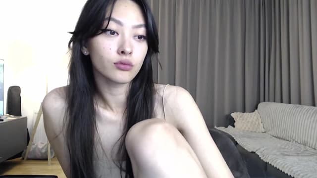 Gallery image thumbnail from Vikki's myfreecams stream on, 06/15/2024, 23:30 image 8 of 20