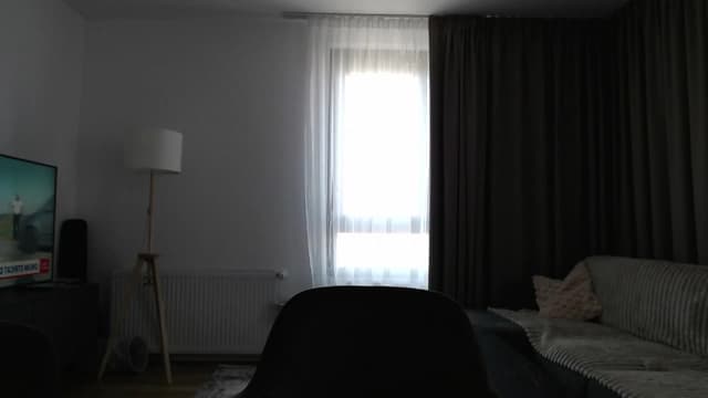 Gallery image thumbnail from Vikki's myfreecams stream on, 06/19/2024, 12:42 image 2 of 20
