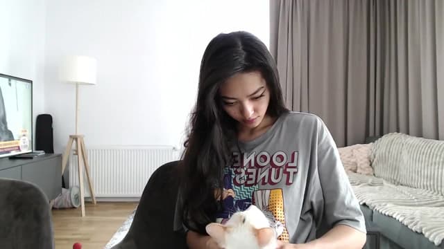 Gallery image thumbnail from Vikki's myfreecams stream on, 06/24/2024, 13:10 image 18 of 20