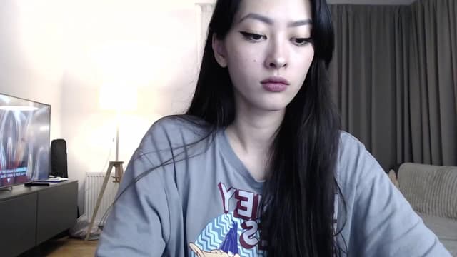 Gallery image thumbnail from Vikki's myfreecams stream on, 07/12/2024, 23:02 image 5 of 20