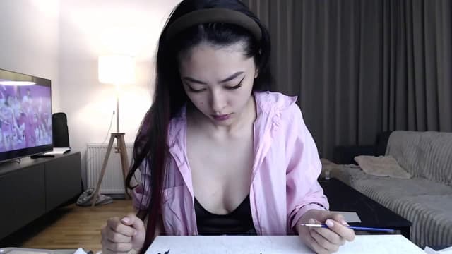 Gallery image thumbnail from Vikki's myfreecams stream on, 07/15/2024, 23:41 image 3 of 20