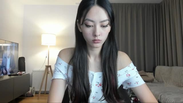 Gallery image thumbnail from Vikki's myfreecams stream on, 07/30/2024, 21:57 image 2 of 20