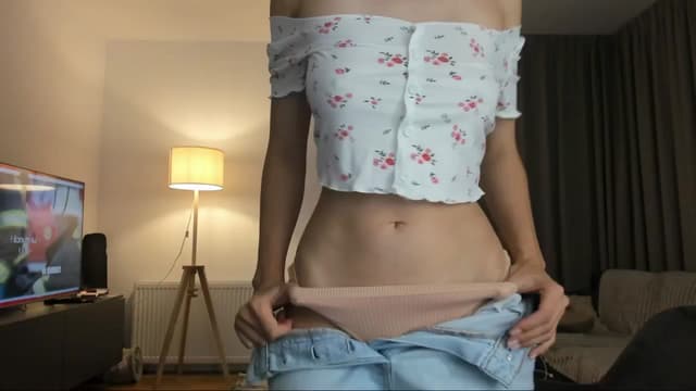 Gallery image thumbnail from Vikki's myfreecams stream on, 07/30/2024, 22:15 image 8 of 20