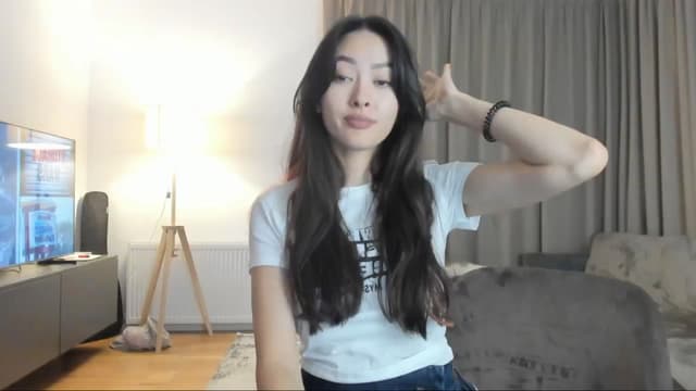 Gallery image thumbnail from Vikki's myfreecams stream on, 08/13/2024, 24:14 image 15 of 20
