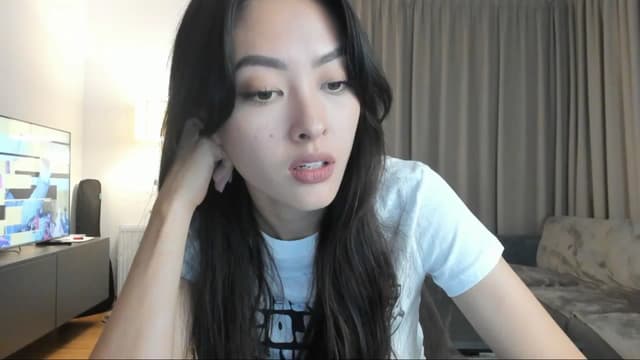 Gallery image thumbnail from Vikki's myfreecams stream on, 08/13/2024, 24:14 image 11 of 20