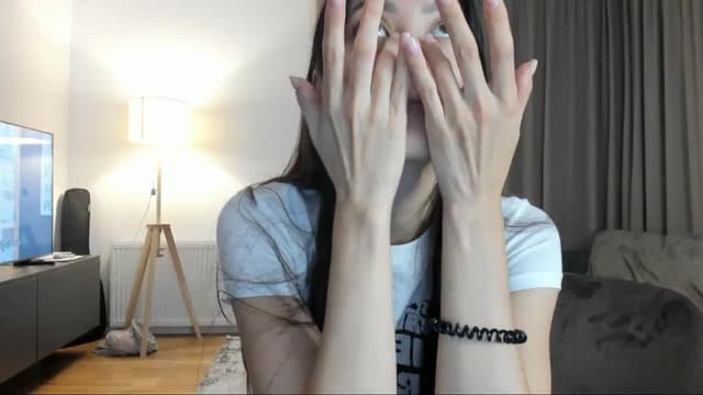 Gallery image thumbnail from Vikki's myfreecams stream on, 08/14/2024, 24:41 image 20 of 20
