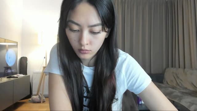 Gallery image thumbnail from Vikki's myfreecams stream on, 08/14/2024, 24:41 image 2 of 20