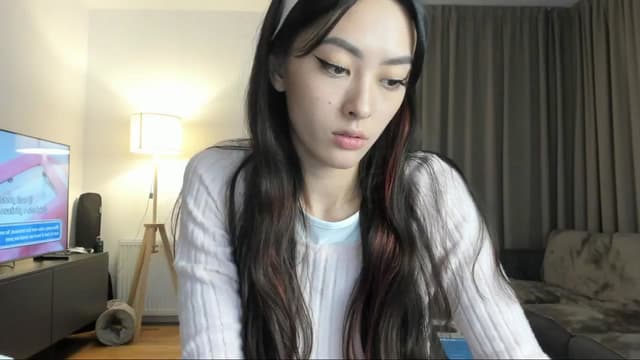Gallery image thumbnail from Vikki's myfreecams stream on, 08/15/2024, 01:44 image 3 of 20
