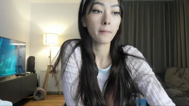 Gallery image thumbnail from Vikki's myfreecams stream on, 08/15/2024, 01:44 image 2 of 20