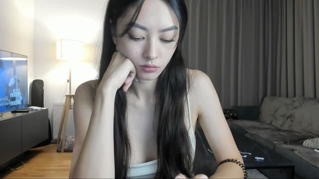 Gallery image thumbnail from Vikki's myfreecams stream on, 08/27/2024, 23:12 image 14 of 20