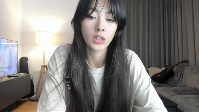 Gallery image thumbnail from Vikki's myfreecams stream on, 09/10/2024, 23:42 image 8 of 20