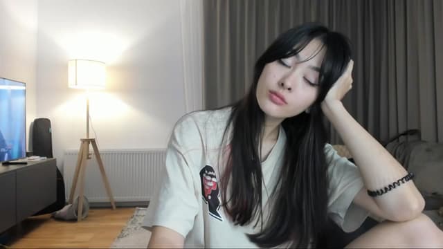 Gallery image thumbnail from Vikki's myfreecams stream on, 09/10/2024, 23:42 image 16 of 20