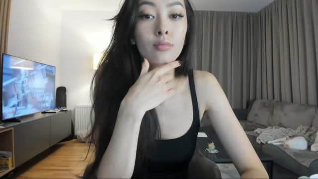 Gallery image thumbnail from Vikki's myfreecams stream on, 10/13/2024, 24:19 image 7 of 20
