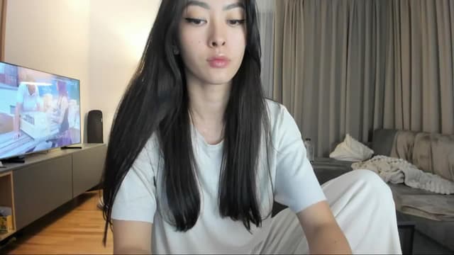 Gallery image thumbnail from Vikki's myfreecams stream on, 11/08/2024, 21:48 image 13 of 20
