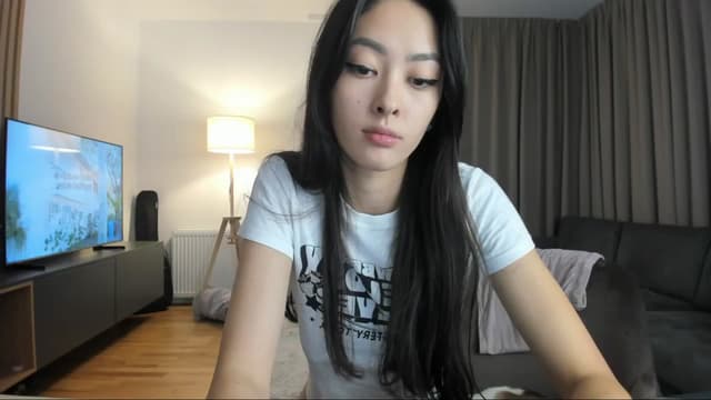 Gallery image thumbnail from Vikki's myfreecams stream on, 11/10/2024, 24:24 image 18 of 20