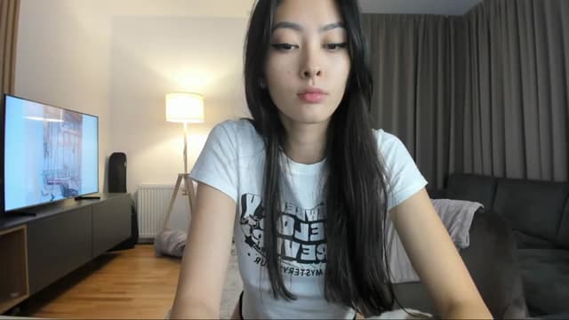 Gallery image thumbnail from Vikki's myfreecams stream on, 11/10/2024, 24:24 image 20 of 20
