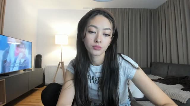 Gallery image thumbnail from Vikki's myfreecams stream on, 11/14/2024, 24:14 image 13 of 20