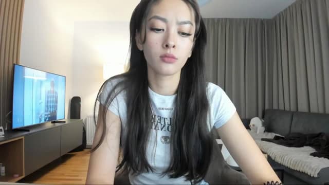 Gallery image thumbnail from Vikki's myfreecams stream on, 11/14/2024, 24:14 image 7 of 20