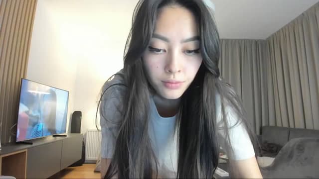 Gallery image thumbnail from Vikki's myfreecams stream on, 11/28/2024, 01:11 image 14 of 20